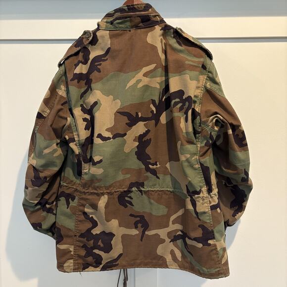 Vintage 1983 U.S. Army M-65 Field Jacket Large Woodland Camo Alpha Industries - Picture 13 of 16